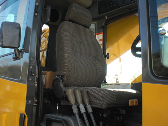 MR-130R 5811046 16.JPG